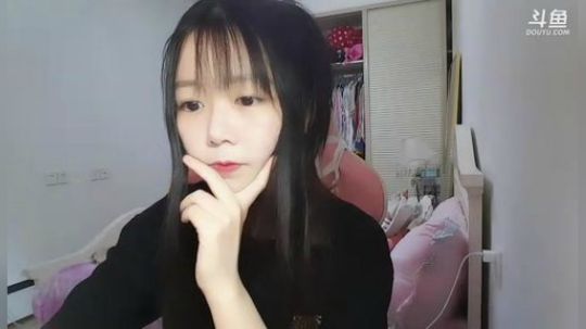 永远不说拜拜多多608599发布了一个斗鱼视频2019-07-09