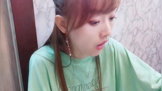 失恋女孩水水 2019-07-09 22点场