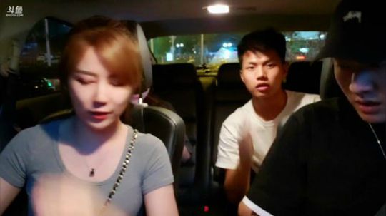 August丶21th发布了一个斗鱼视频2019-07-10