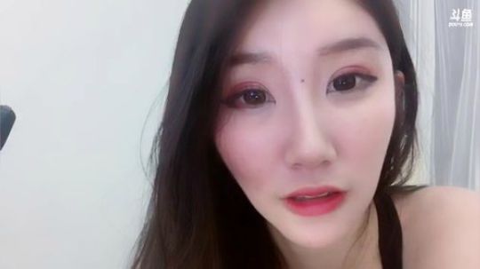 天暗TAN发布了一个斗鱼视频2019-07-11