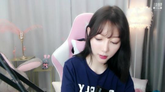 今天面积很小的宝宝在暗示火箭