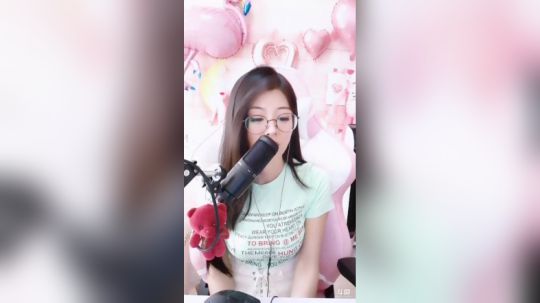 我在斗鱼看可爱christina直播颜值