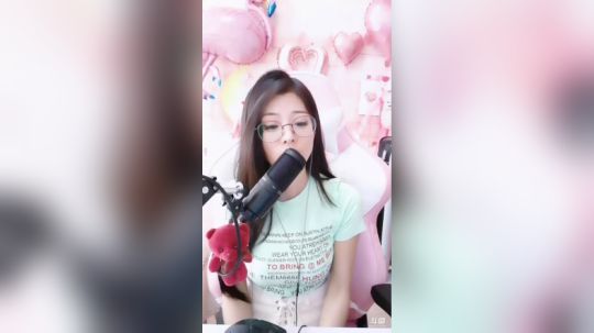 我在斗鱼看可爱christina直播颜值
