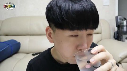 【韩国吃播Donam】吃米饭辣白菜五花肉煎蛋