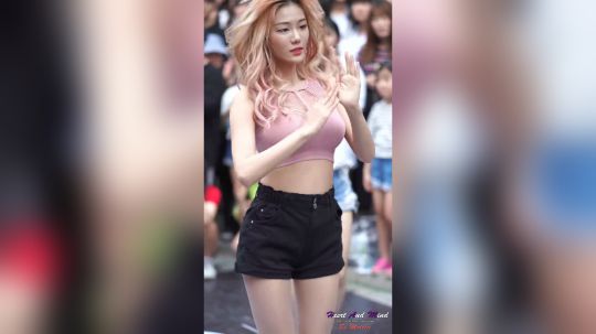 LUMIERE BERRY~街头舞蹈表演