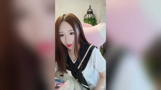 科头溜子发布了一个斗鱼视频2019-07-15