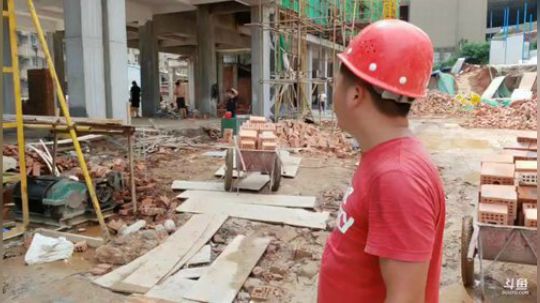 郴州工地搬砖干就完事， 2019-07-15 14点场