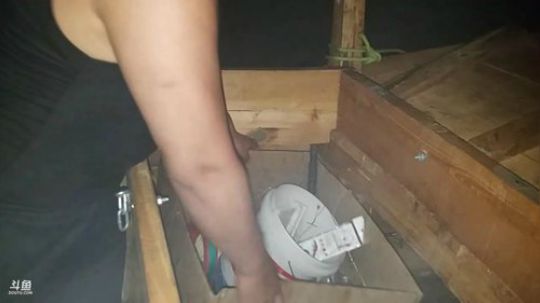 我在斗鱼看威海大叔直播美食