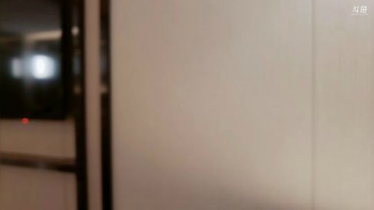 我在斗鱼看火力堂主直播户外