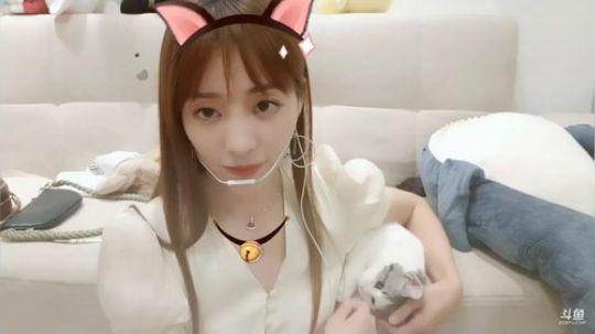 流年手中逝发布了一个斗鱼视频2019-07-15