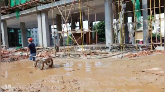 哆啦爱梦梦发布了一个斗鱼视频2019-07-16