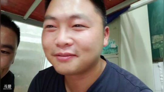 郴州工地搬砖干就完事， 2019-07-15 22点场