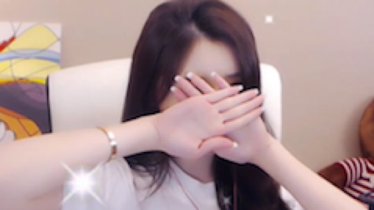 今天给你们跳个恶心的轮椅舞哦！！！