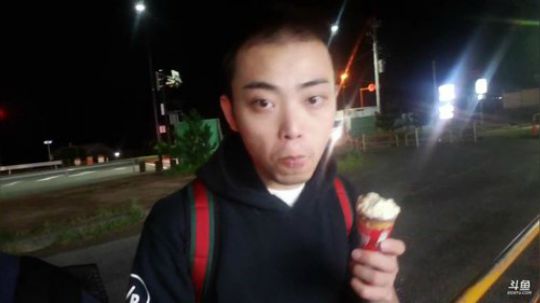 顾影无如白发何丶发布了一个斗鱼视频2019-07-17