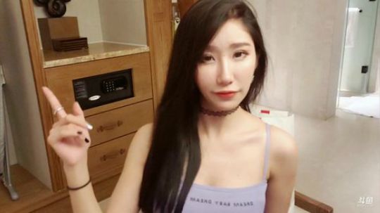 August丶21th发布了一个斗鱼视频2019-07-17