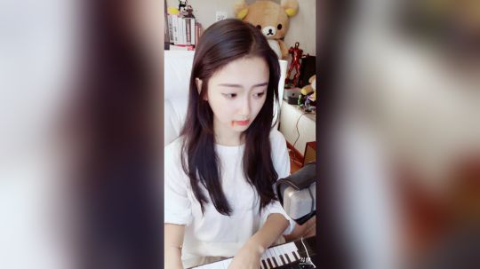 登月团丶离去发布了一个斗鱼视频2019-07-18