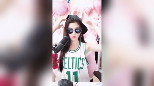 我在斗鱼看可爱christina直播颜值