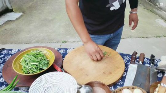 高山人家《乡民的晚餐》 2019-07-16 15点场