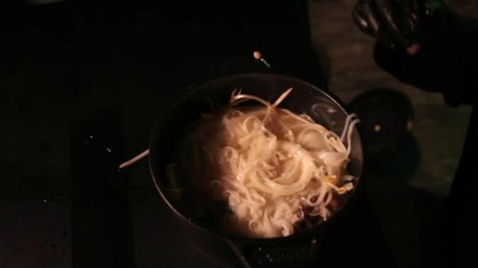 【欲望美食】 - 无字幕的河粉