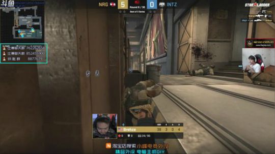 我在斗鱼看赖小峰直播CS:GO