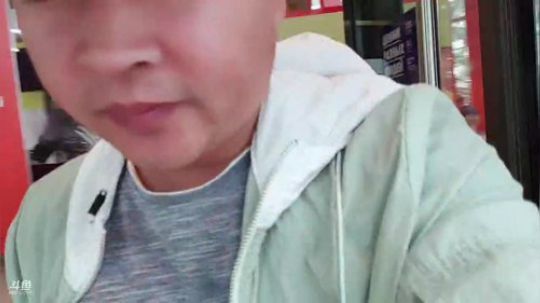 户外美女走一波。 2019-07-20 13点场