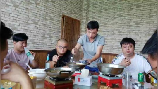 带着水友去卖西瓜。 2019-07-21 12点场