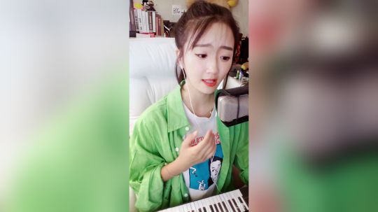 登月团丶离去发布了一个斗鱼视频2019-07-23