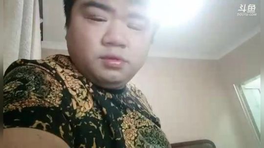 爱喝百事可乐D周星星发布了一个斗鱼视频2019-07-23