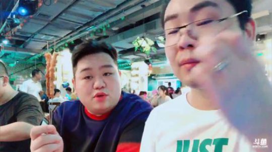 该吃吃 该喝喝