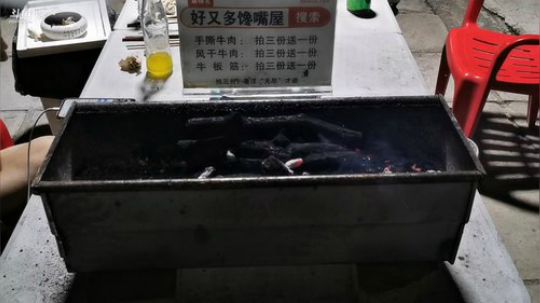 我在斗鱼看无尽无尽的无尽直播美食