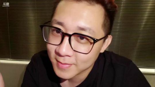 我在斗鱼看小鱼小鱼吃虾米直播户外