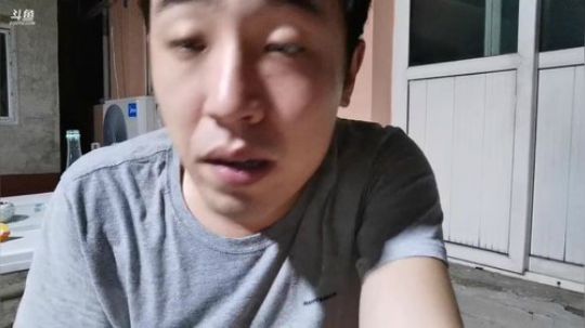 一生守护铁公鸡发布了一个斗鱼视频2019-07-24