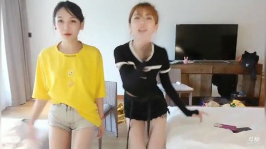 流年手中逝发布了一个斗鱼视频2019-07-25