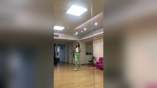 日常舞蹈课  嘻嘻