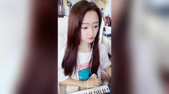 登月团丶离去发布了一个斗鱼视频2019-07-25