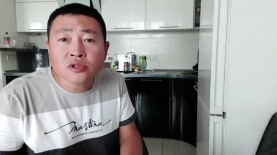 美女多多，精彩期待下午看点。 2019-07-24 14点场