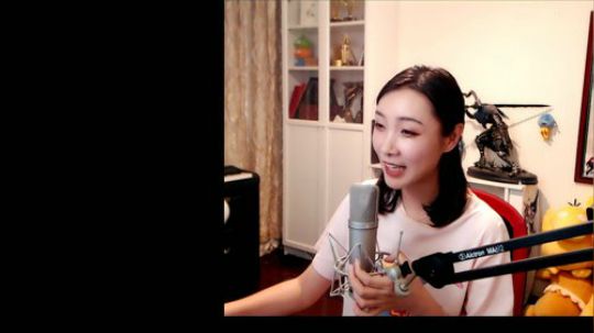 黑板君爱喝酸奶发布了一个斗鱼视频2019-07-26