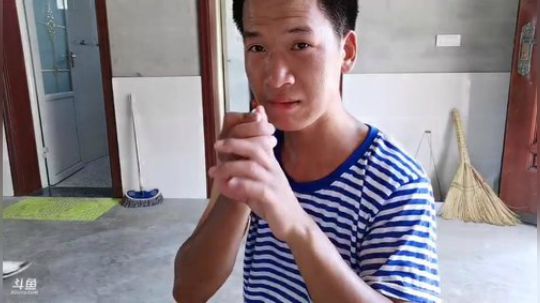我在斗鱼看许文强户外直播乡野