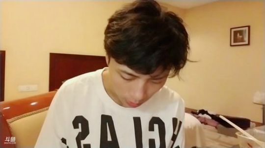 我本善良72发布了一个斗鱼视频2019-07-28