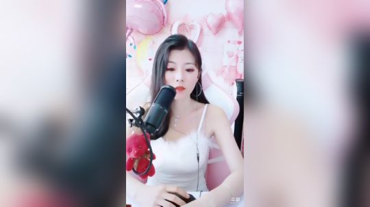 我在斗鱼看可爱christina直播颜值