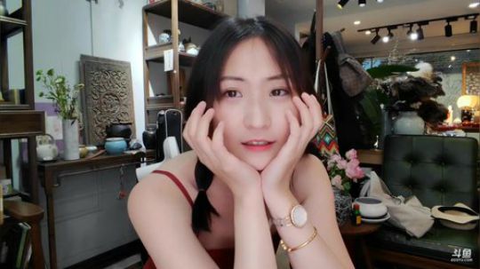 惜雨天天彡零九九二彡发布了一个斗鱼视频2019-07-31