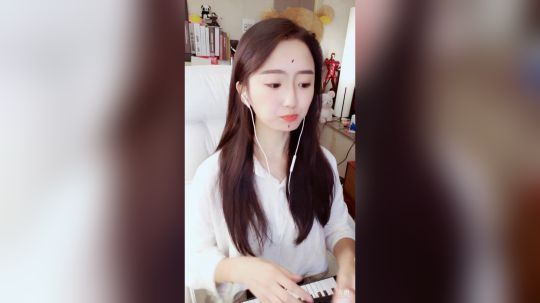 登月团丶离去发布了一个斗鱼视频2019-07-31