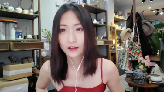惜雨天天彡零九九二彡发布了一个斗鱼视频2019-07-31