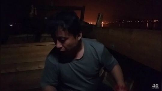 钓鱼