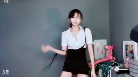 火轮星丶瓜小皮发布了一个斗鱼视频2019-07-31