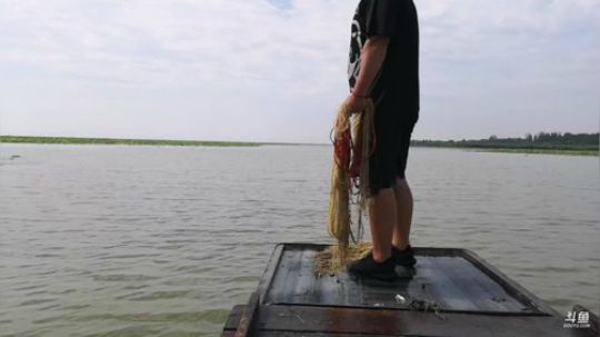 哆啦爱梦梦发布了一个斗鱼视频2019-07-31