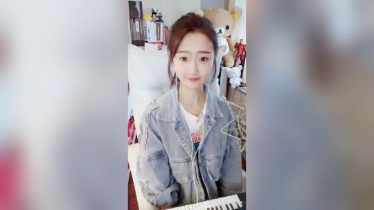 登月团丶离去发布了一个斗鱼视频2019-08-01