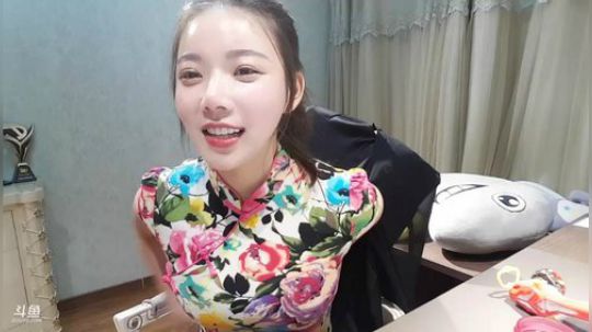 小姨子：小村姑 2019-08-01 19点场