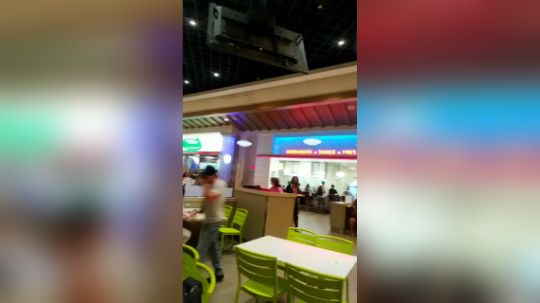 EVO2019 旁边的用餐区