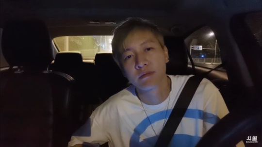 August丶21th发布了一个斗鱼视频2019-08-03